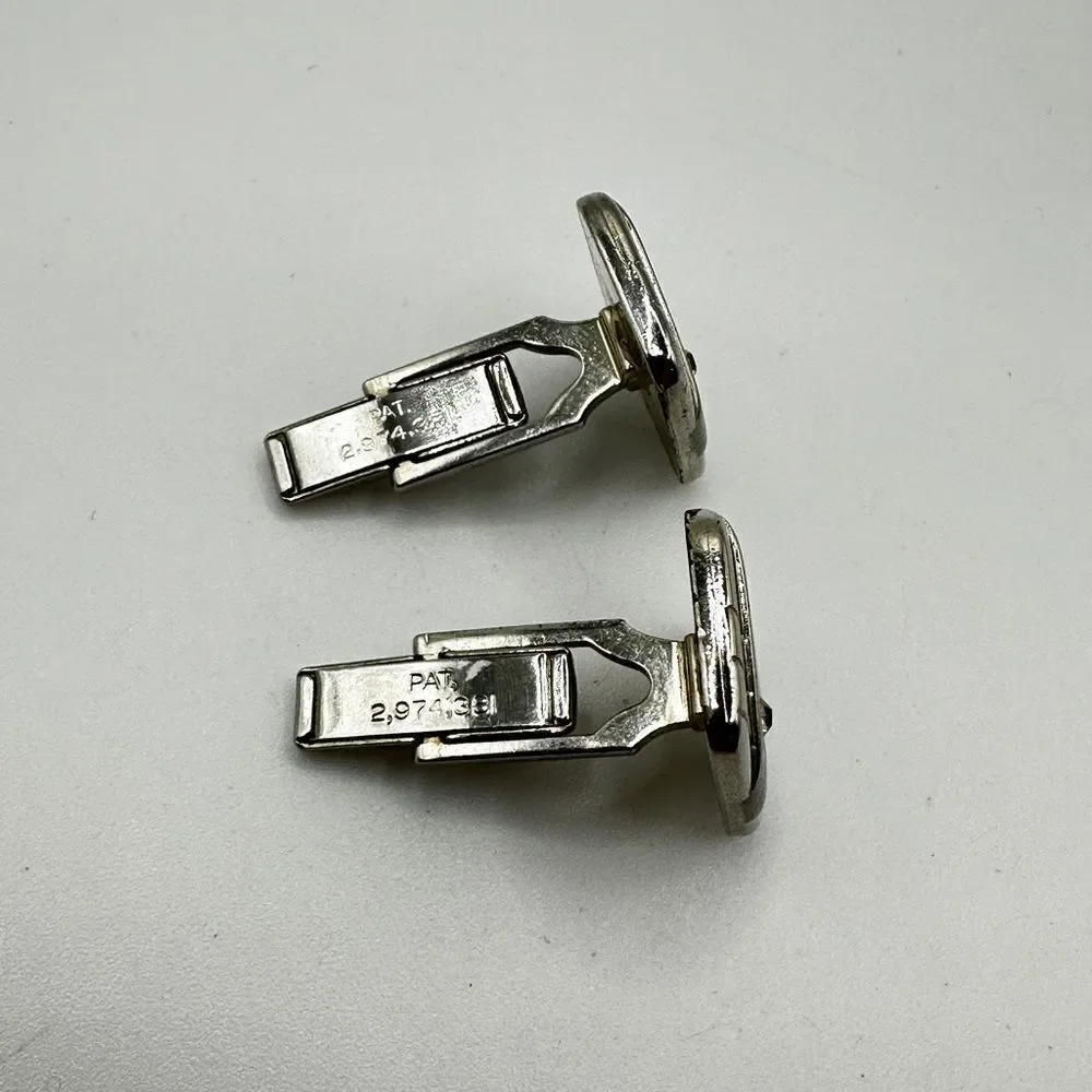 Men’s vintage silver toned cuff‎ links with cz stone!
